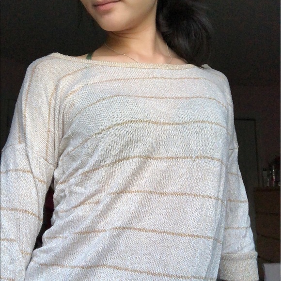 3/4 sleeve sweater - Picture 3 of 3